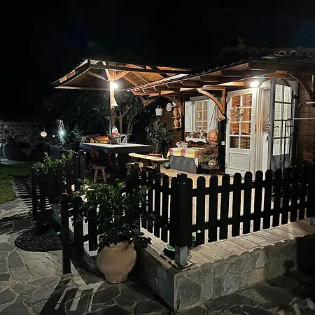 A Wooden House In Kardamyla Villa Exterior photo